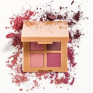 COMPLEX CULTURE Rosy Outlook Eyeshadow Quad (Brand New!) 💘✨